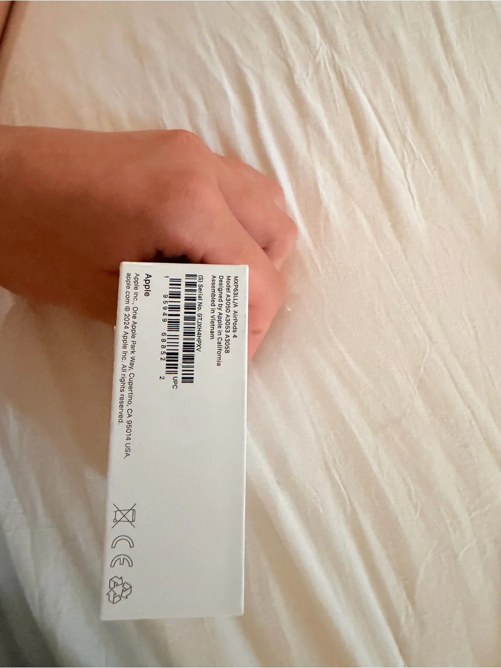Apple genuine airpod
